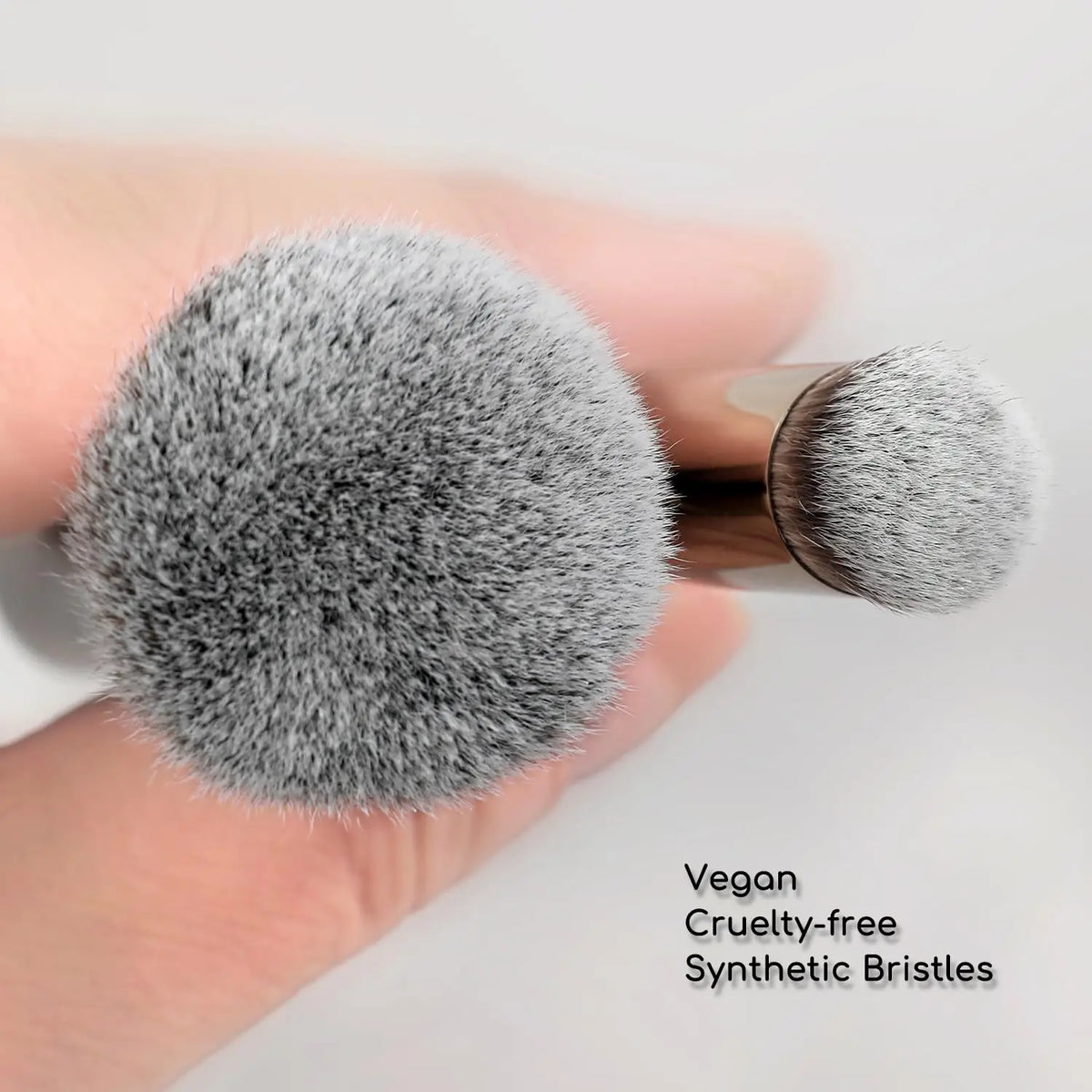 2 PCS Makeup Brush Professional Foundation Brush and Concealer Brush Quake