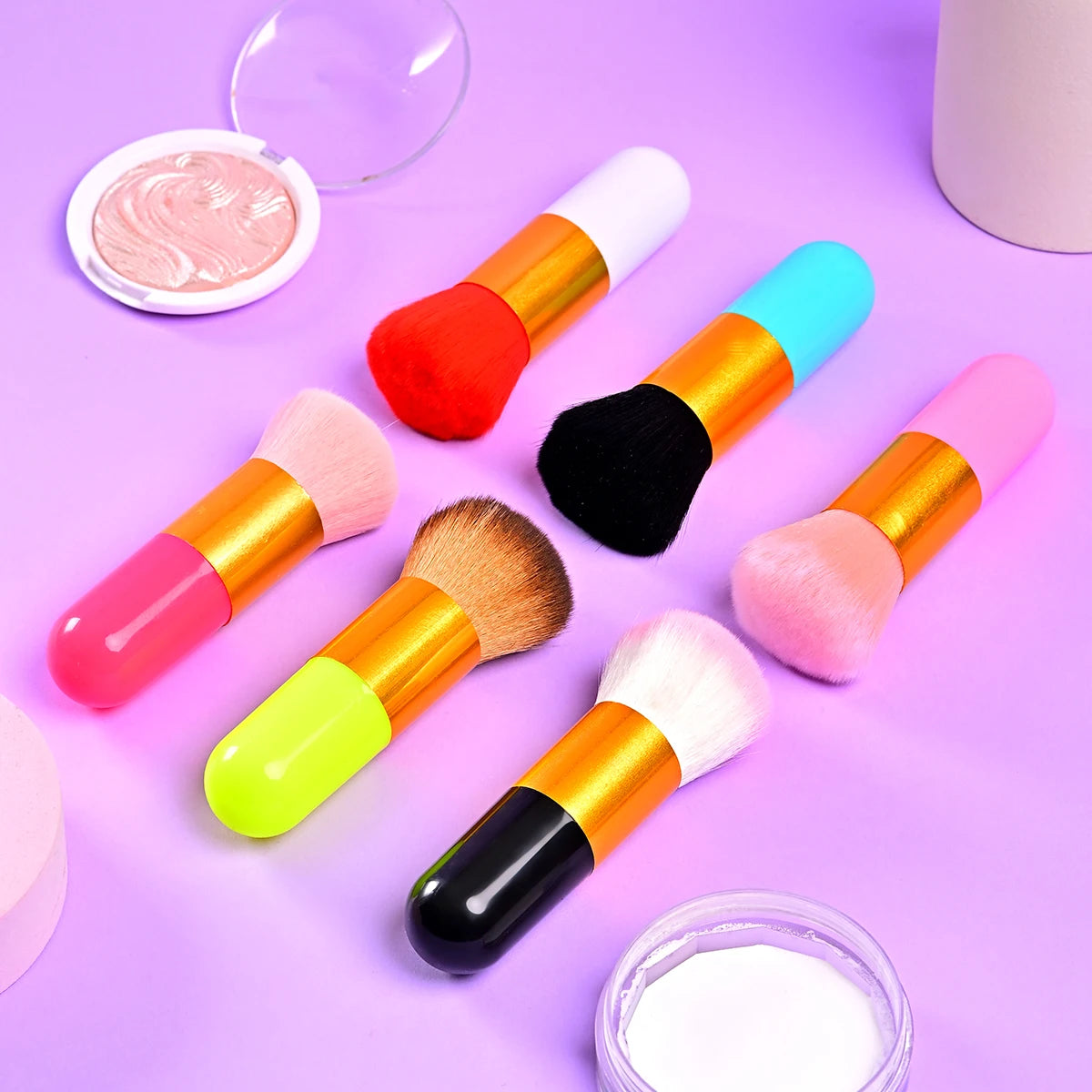 1 PCS Oversize Makeup Brush Random Color Powder Brush, Fluffy Kabuki Brush Makeup Brush For Perfect Foundation, Bronzer, Highlig Quake