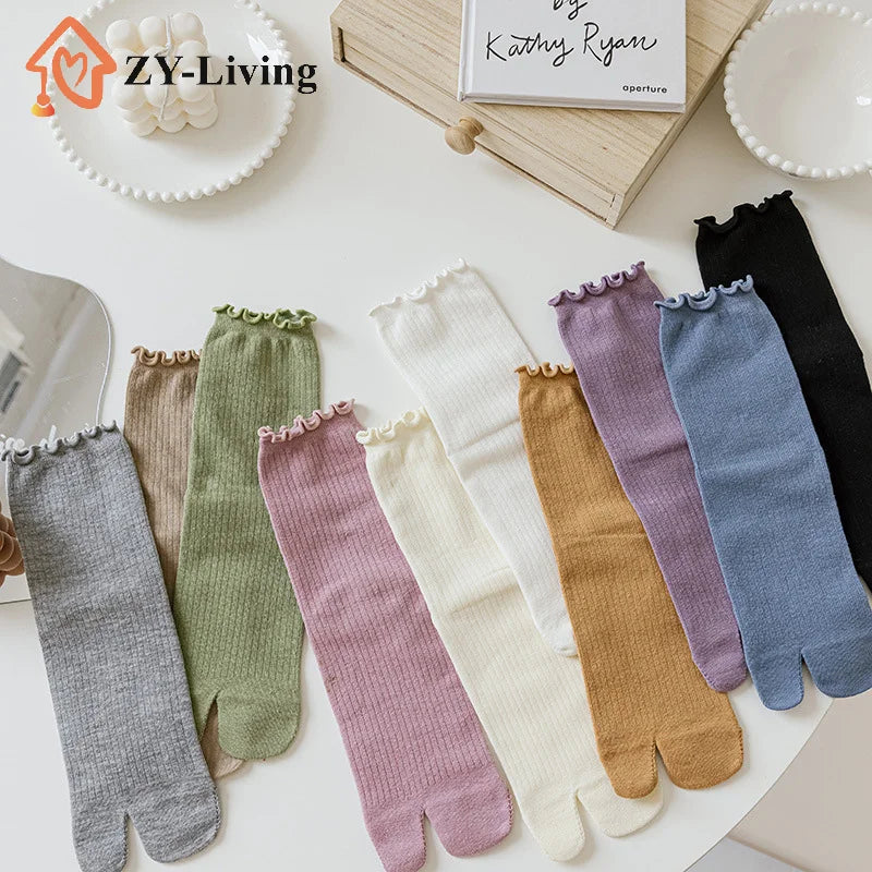 1Pair New High Quality Combed Cotton Split Toe Socks Unisex Simple Comfortable Two-Toed Socks Harajuku Men Women's Tabi Socks Quake