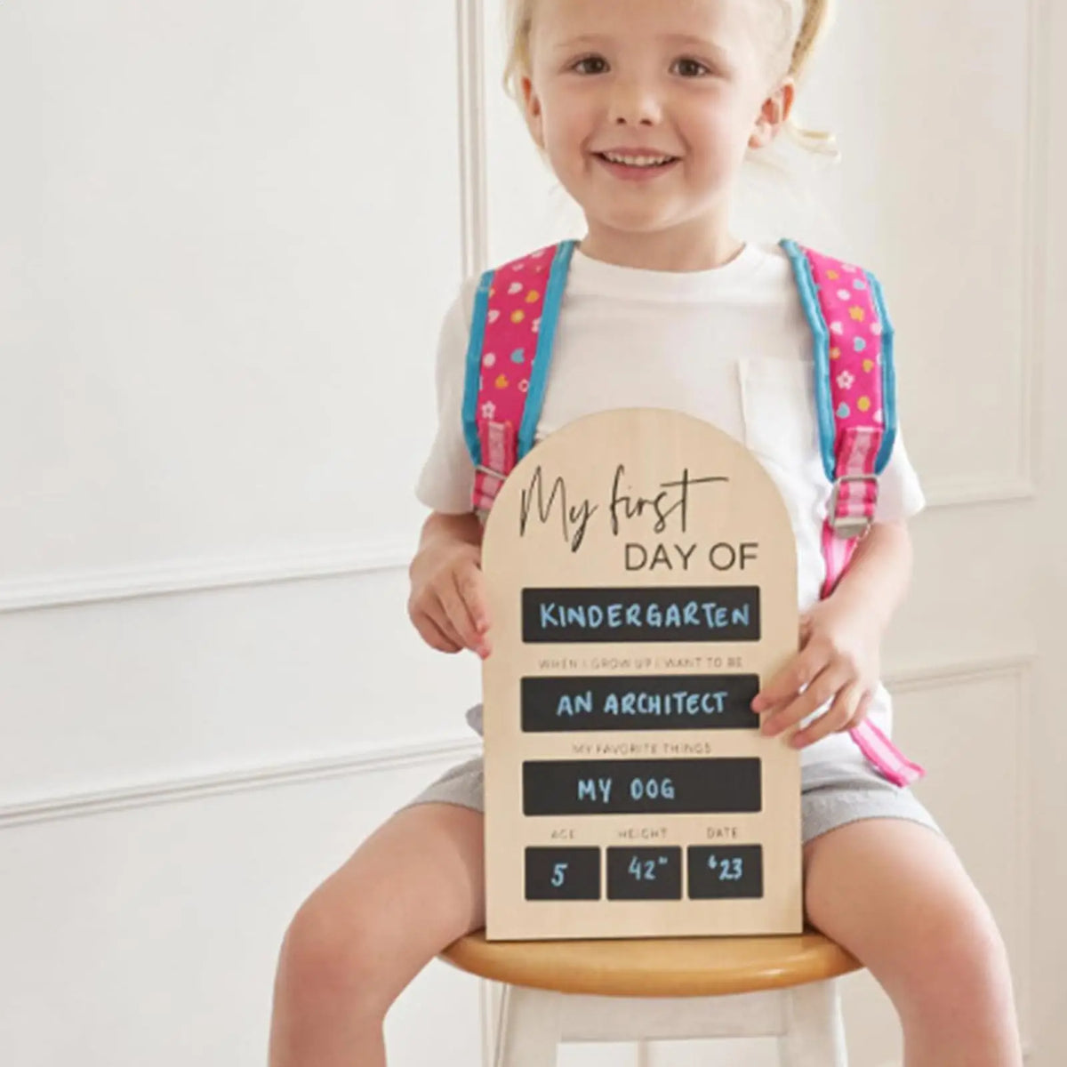 First And Last Day Of School Portable 7x11inch Chalkboard Lasting Memories Chalkboard Style Photo Prop Board for Kindergarten Quake
