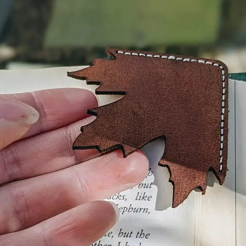 Creative Leaf Shaped Leather Bookmark Retro Maple Page Holder Book Marker for Study Reading Accessories Quake
