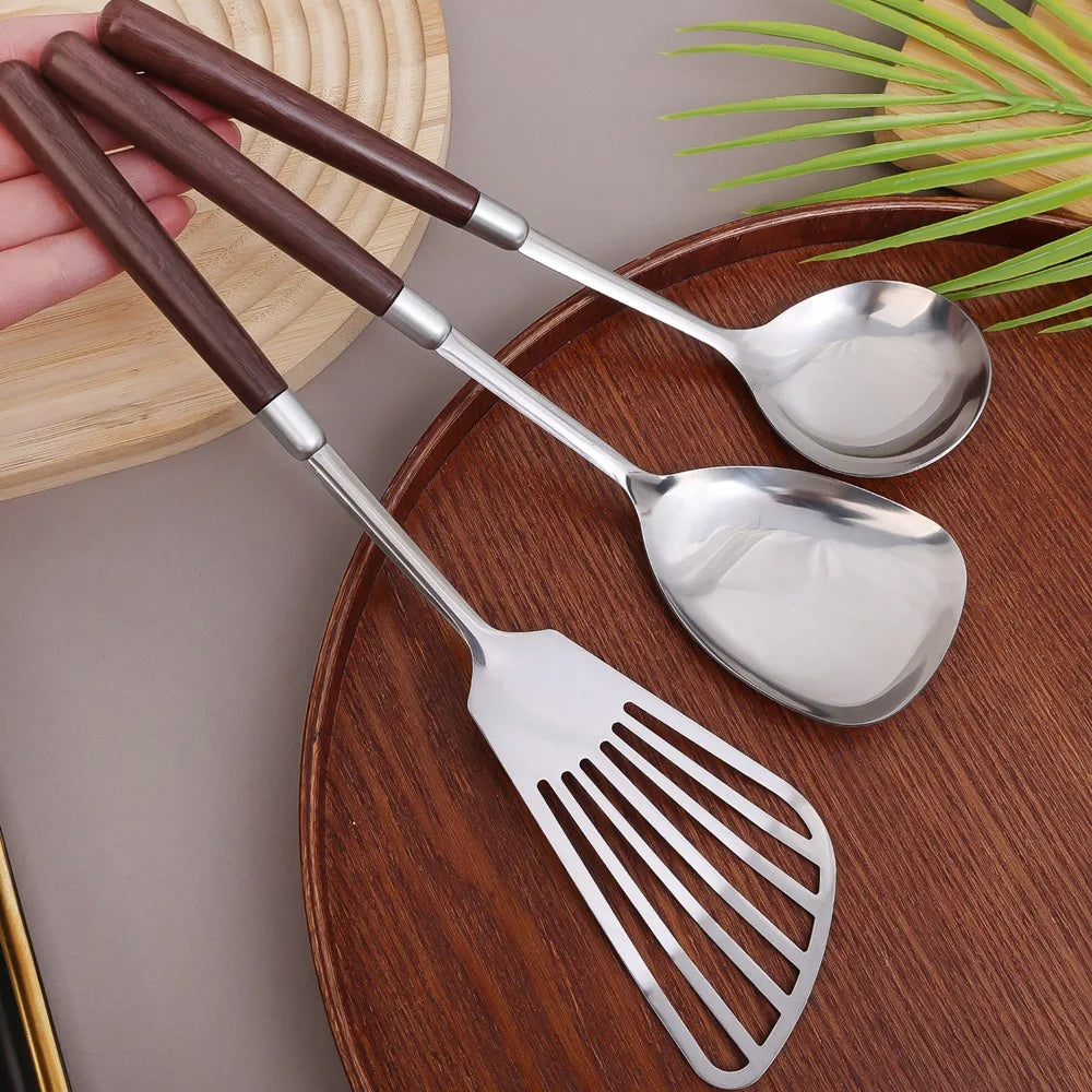 Stainless Steel Wood Handle Shovel Fried Fish Spatulas Steak Shovel Household Spoon Anti-hot Soup Spoon Kitchen Cooking Utensils Quake