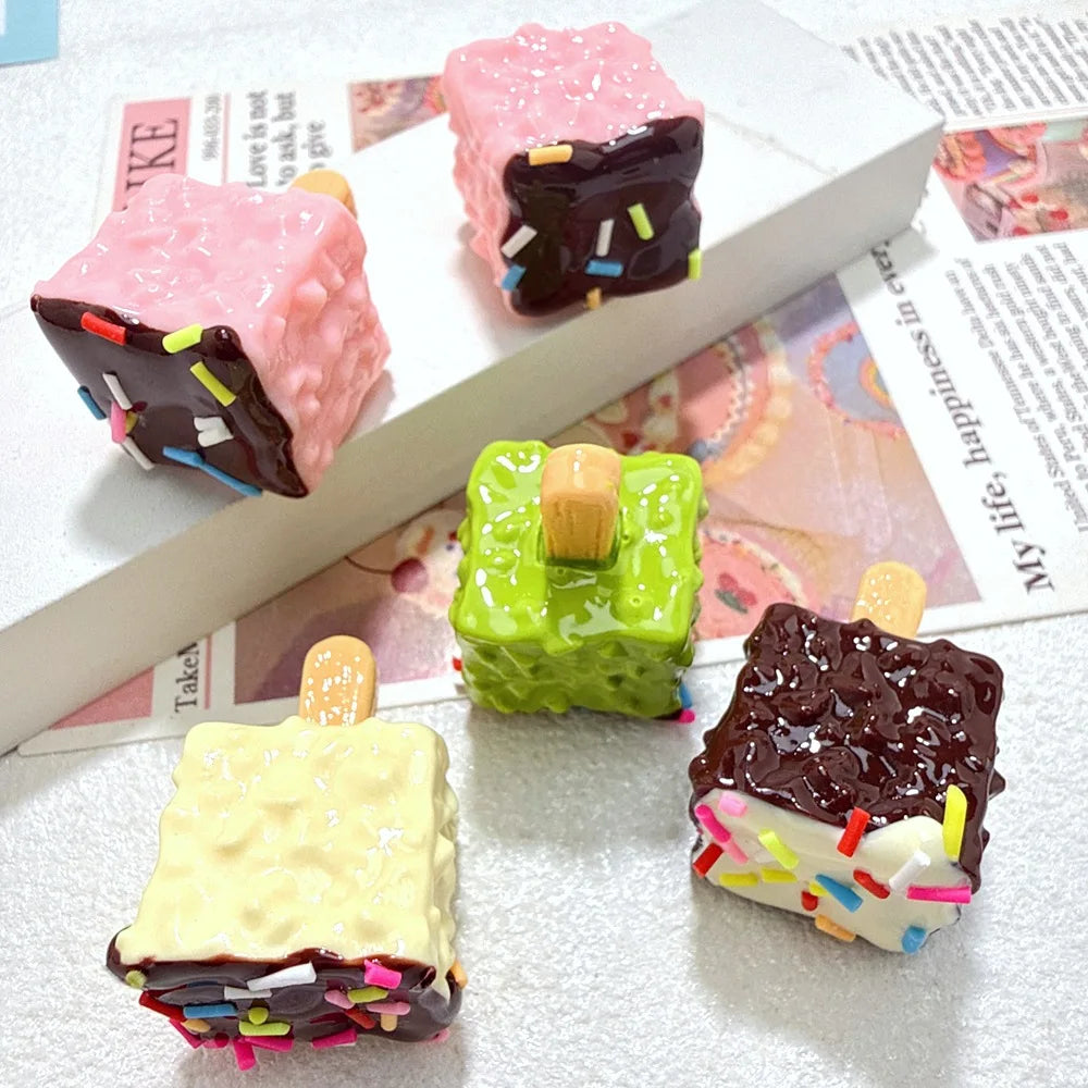 10Pcs Simulation Food Colorful Sweet Crispy Chocolate Ice Cream For Ice Bar Resin DIY Dollhouse Fake Food Play Toys Decoration Quake