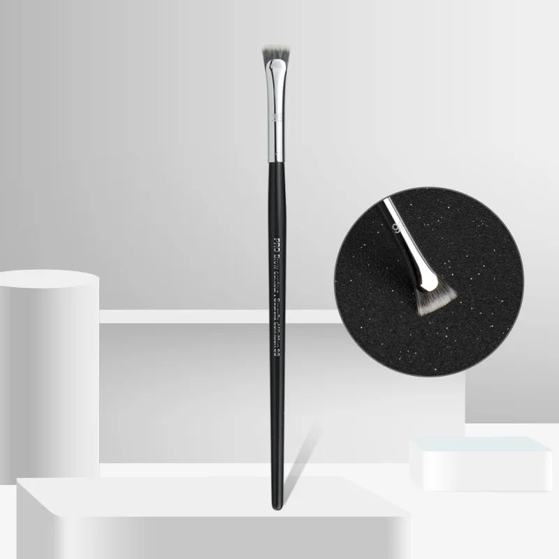 No.32 Flat Head Eyeliner Brush No.20 Bevel Eyebrow Brush No.36 Small Fan Eyelash Brush Eye Professional Brightening Makeup Brush Quake SP36