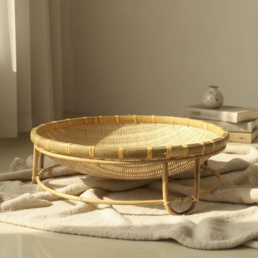 Woven Rattan Cat Cradle Bed for Indoor Pets Bamboo Sleeping Basket Elevated Breathable Pet Nest for Small Dogs Kittens Quake
