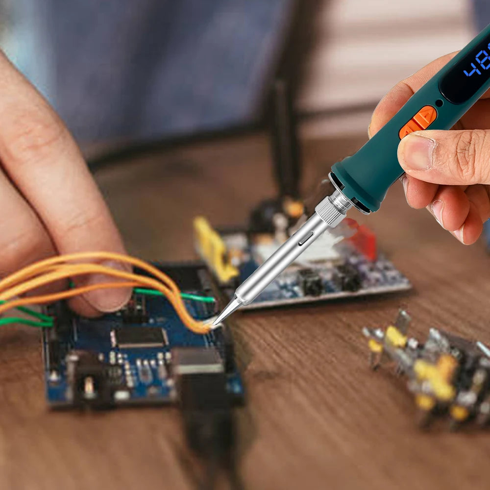 120W Digital Soldering Iron Repair Soldering Tool Set Electric Soldering Iron Dual Calibration Temperature 200-600C 907S Quake
