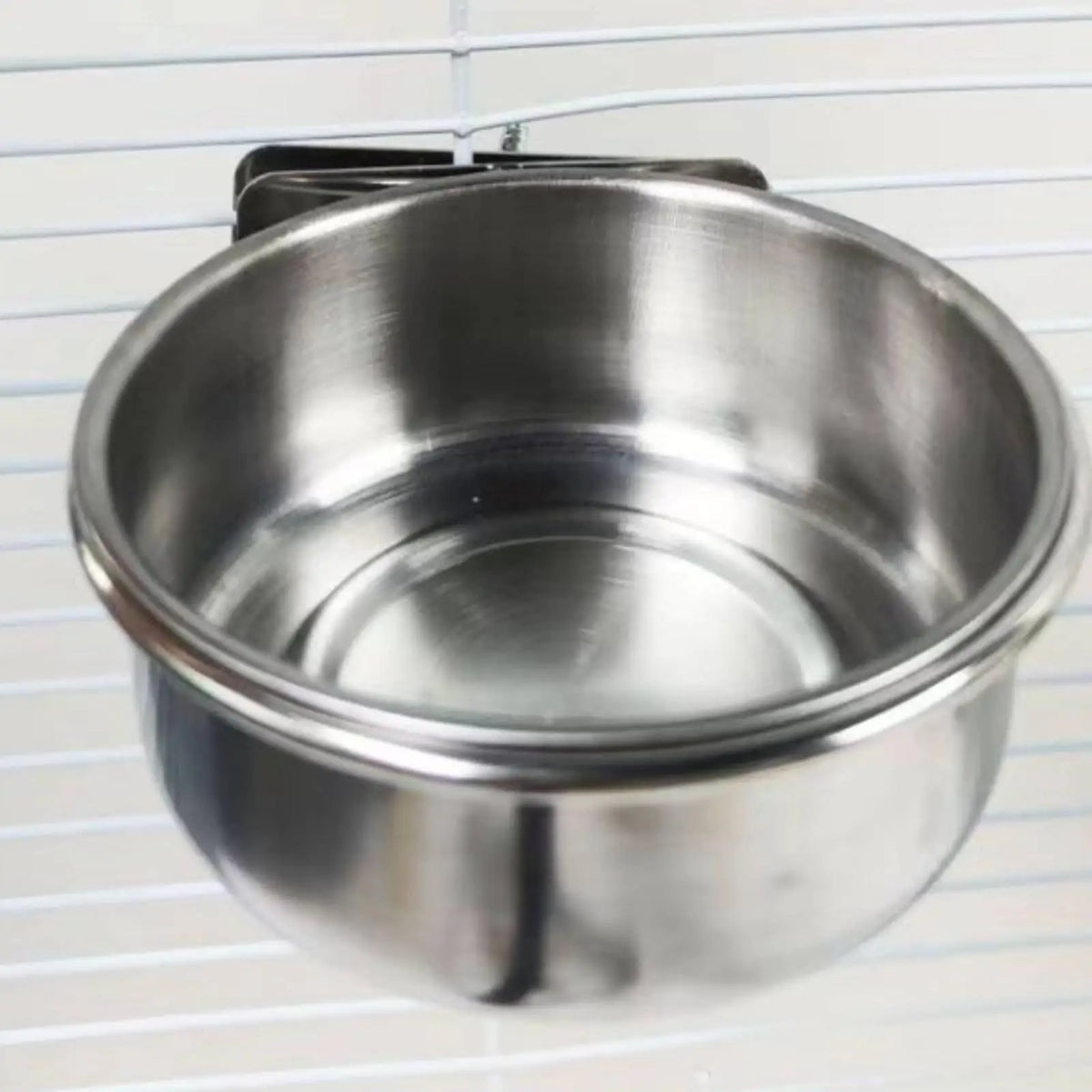 Robust Stainless Bird Feeder Bowl Attach on Cage Dish for Parrot Meals and Hydration Routine Quake