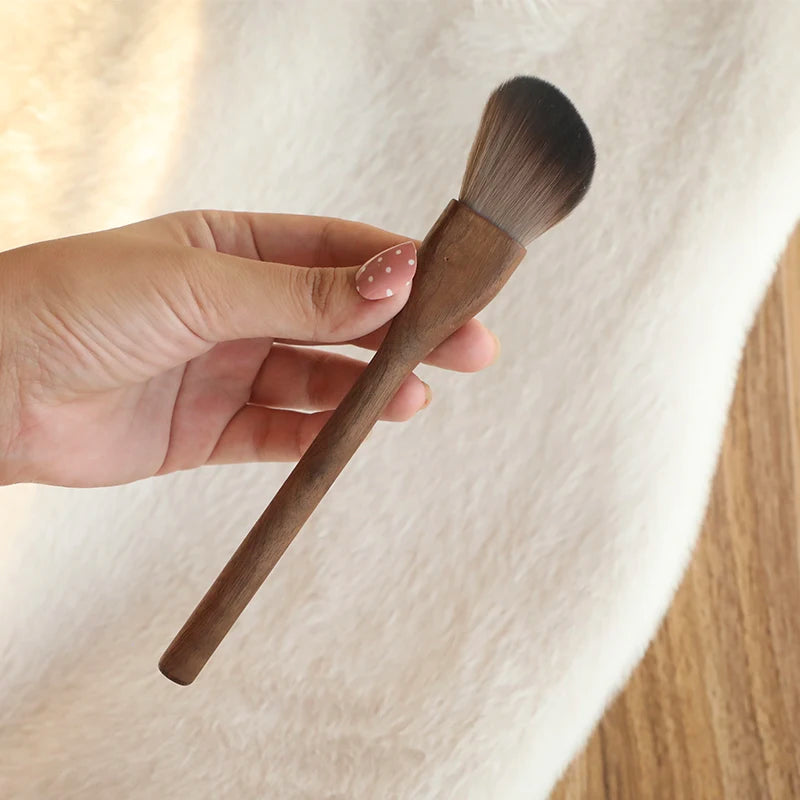 1Pcs Vintage Walnut Soft Makeup Brushes Set Foundation Contour Loose Powder Blusher Wood Handle Make Up Tool Cosmetics Brochas Quake Contour Brush China Mainland