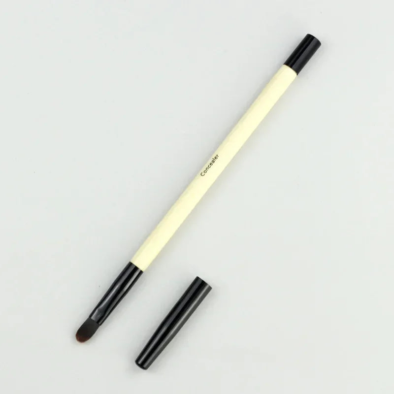 Professional Makeup Brushes For Broom Foundation Eye Liner Shadows Contour Lipgloss Eyeshodaws Brush косметика Quake K