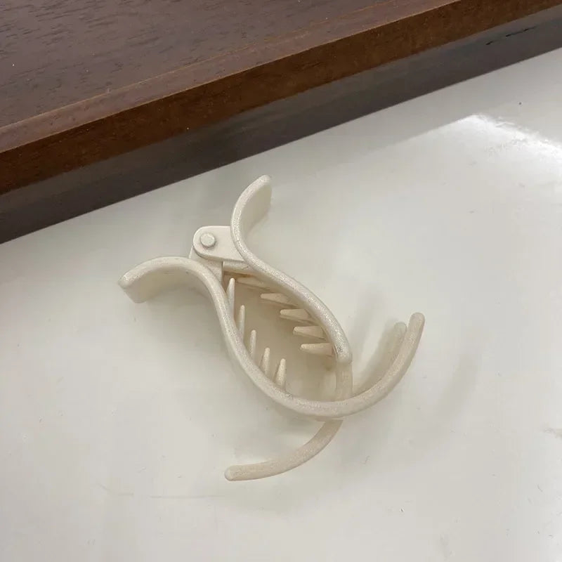 High Ponytail Small Hair Claw Clamp Women Girls Transparent Acrylic Hairpin No Hurt Hair Styling Accessories Headwear Ornament Quake white