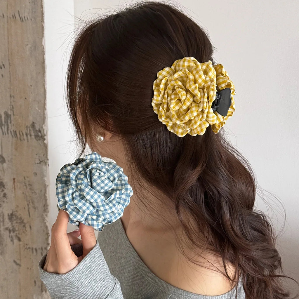 Plaid Fabric Flower Hair Claw Clips for Women Girls Korean Fashion Summer Vacation Ponytail Holder Hair Styling Accessories New Quake