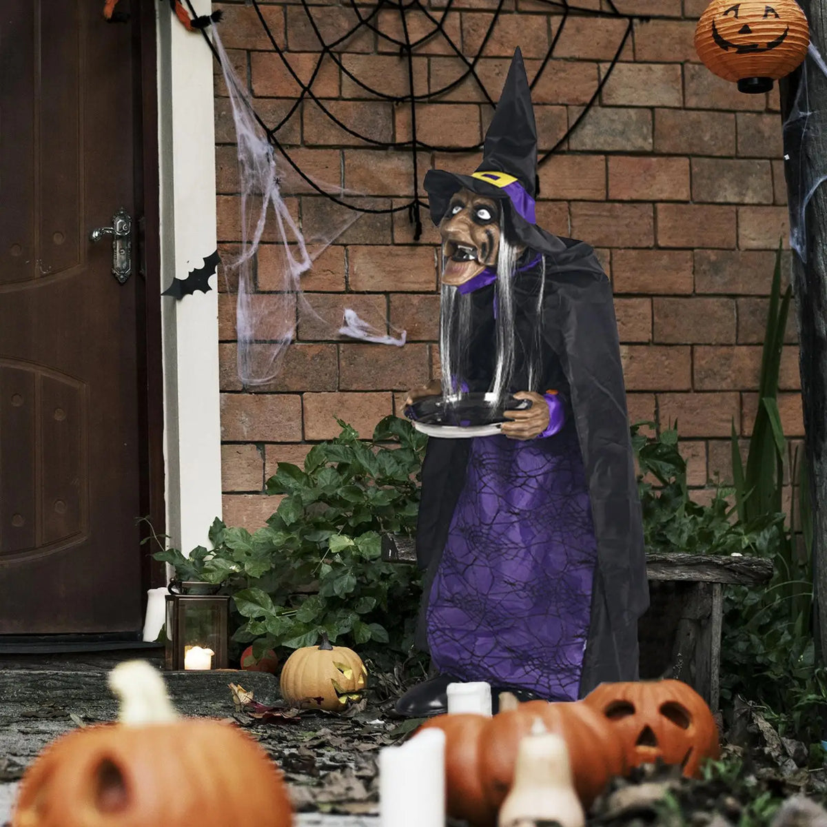 Halloween Decoration Terrifying Scream Light up Eyes for Theme Party Favors Patio Indoor/Outdoor Lawn Haunted House Entrance Quake FemaleHousekeeper