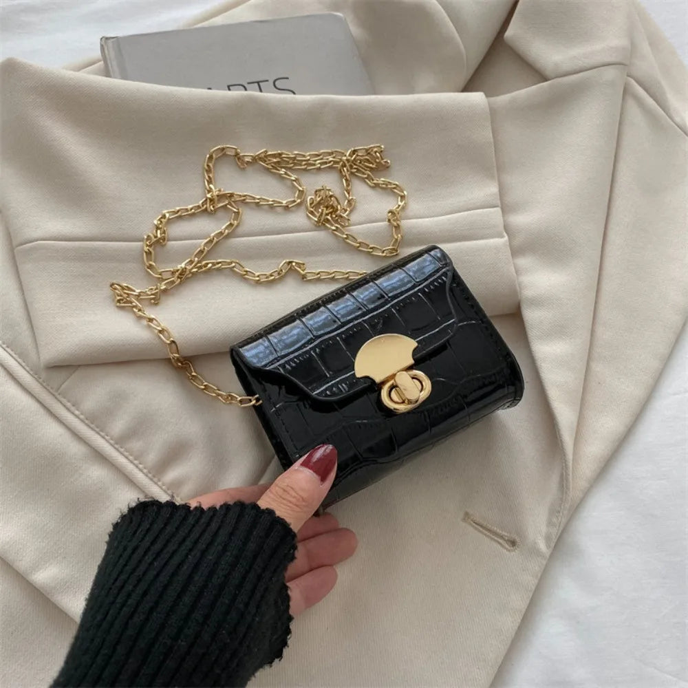 Hot Sale Trendy Shoulder Bag Casual Mini Commuting Bag Underarm Bag Daily Life Quake Black