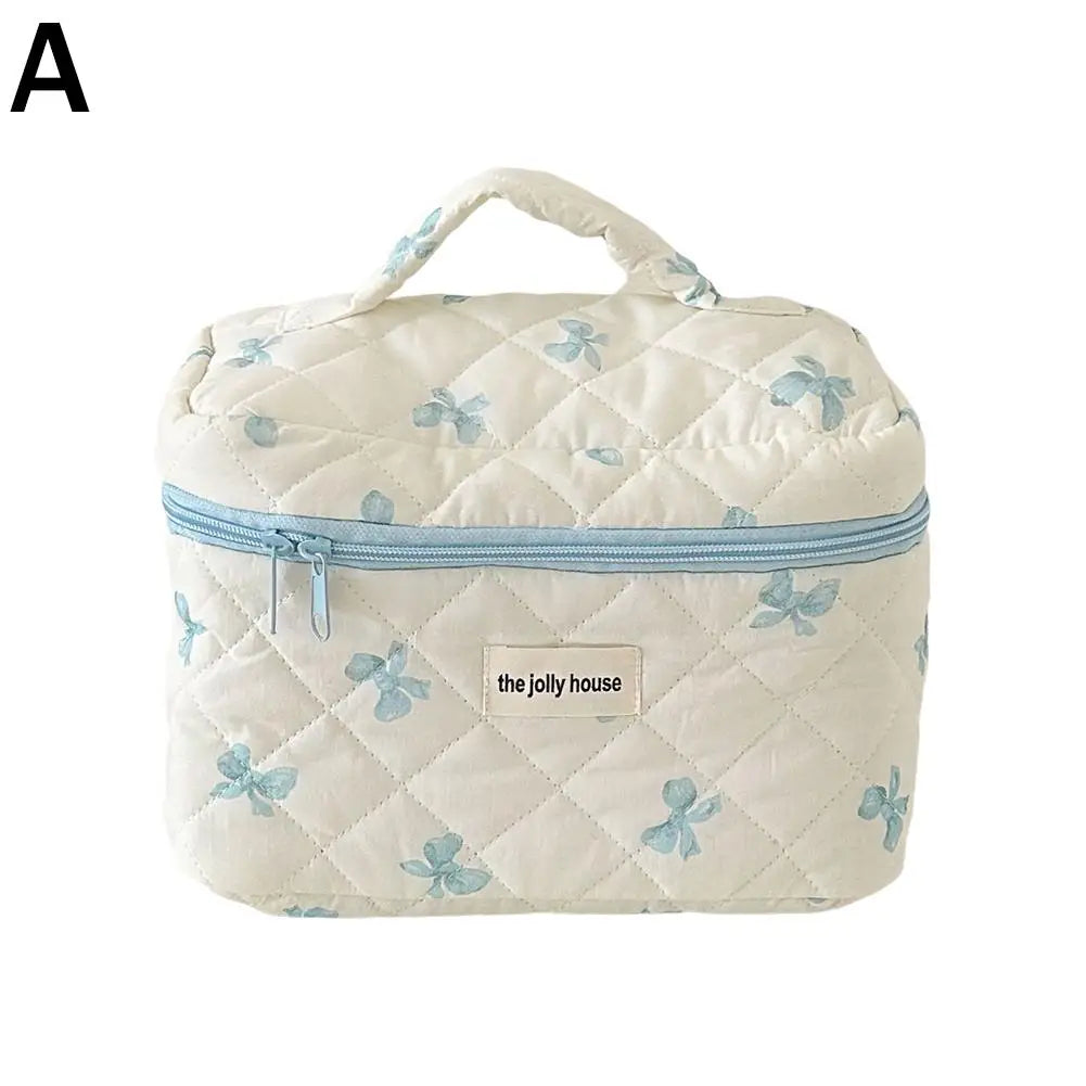 Quilted Makeup Bag 3 Sizes Floral Toiletry Cosmetic Pouch Makeup Organizer Travel Floral Bag for Bridesmaid Gifts, Daily Use Quake blue-L