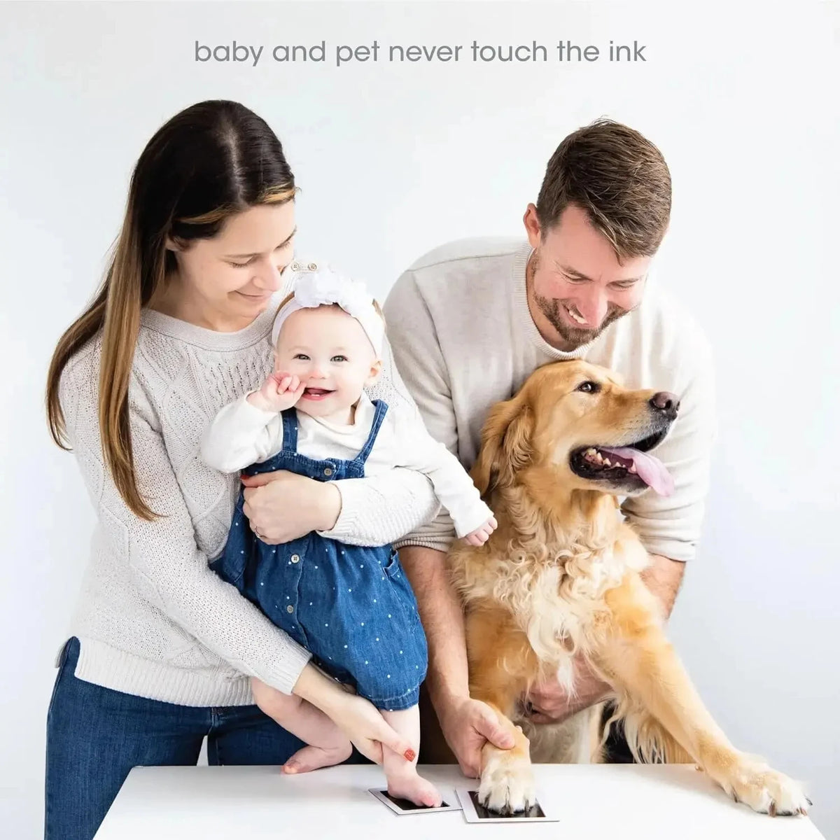Non-contact Pet/Baby Hand And Foot Printing Table, No Qash Rubbing, Commemorative Photo Album Production Quake