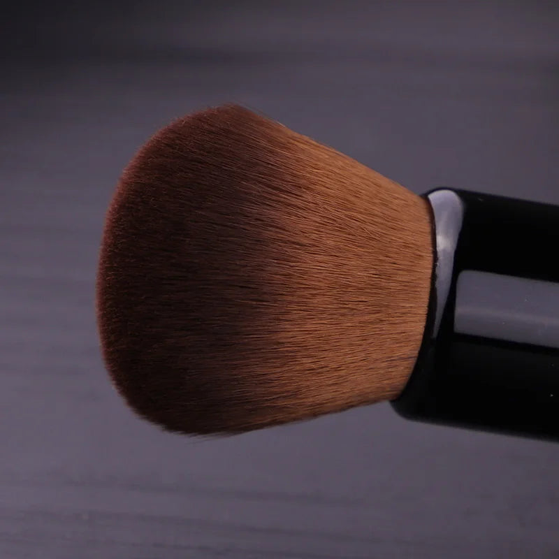 Powder Makeup Brush Wood Handle Dense Soft Round Bristle Full Coverage Face Powder Brushes Blush Contour Brush Make up Tool Quake