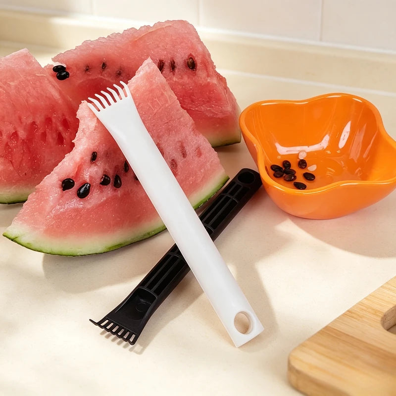 2Pcs Fruit Seed Remover Portable Watermelon Seed Extractor Plastic Fruit Seed Picker Lazy Tool for Watermelon Melon Seed Removal Quake