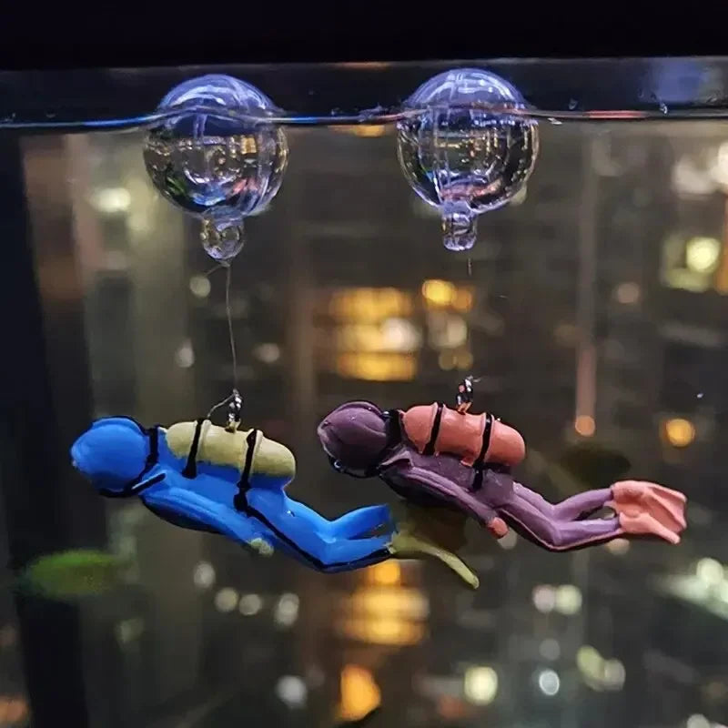 Realistic Floating Diver Ornament For Aquarium - Add Fun & Style To Your Fish Tank Decor, Unique Underwater Scene Enhancer Quake