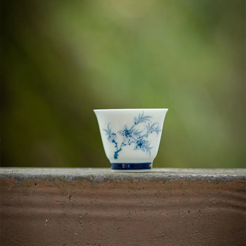 Clay White Porcelain Hand-painted Blue Tea Cup Ceramic Kung Fu Teacup Single Cup Blue And White Cup Quake