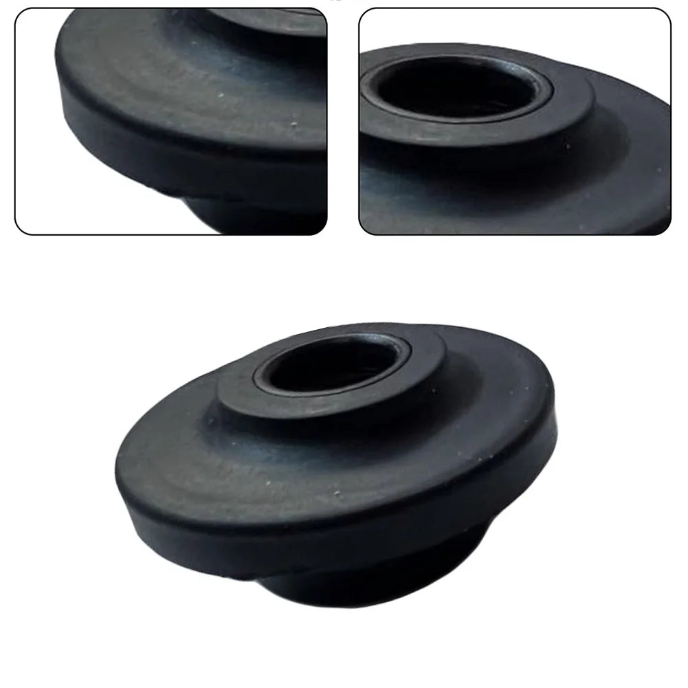 1pcs Newest OEM Part Number 89019121 Radiator Insulator Mount Bracket Seal For Chevy 2500 2001-2019 Car Accessories Quake A