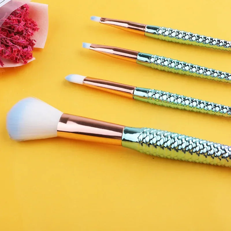 Mermaid Makeup Brushes Set Cosmetic Powder Eye Shadow Foundation Blush Brush Soft Beauty Make Up Tool Maquiagem 6 Color Gradient Quake Light blue set