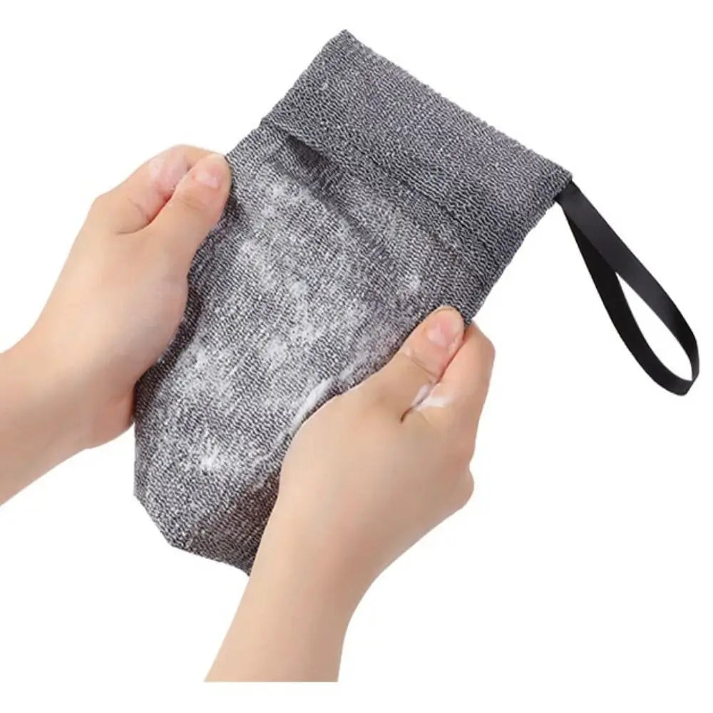 Portable Foam Net High Quality Bathroom Accessories Double Layer Nylon Soap Bag Hangable Thickened Shower Shampoo Holder Quake