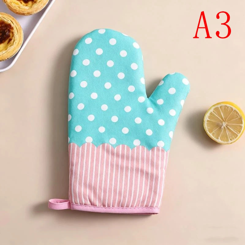 1Pcs Thickened Plaid Microwave Oven Gloves Heat Resistant Anti-scald Insulation Gloves Kitchen Baking Tools Quake A3