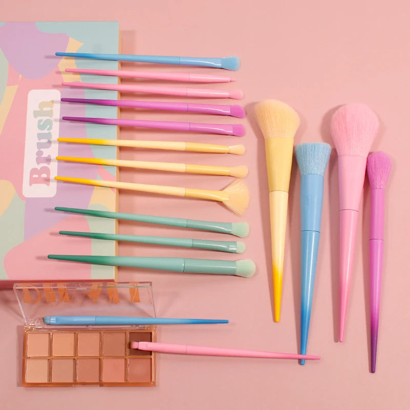 25 PCS Makeup Brushes Set Include Foundation Blending Face Powder Blush Concealers Eyeshadow Makeup Sponge Powder Puff Quake