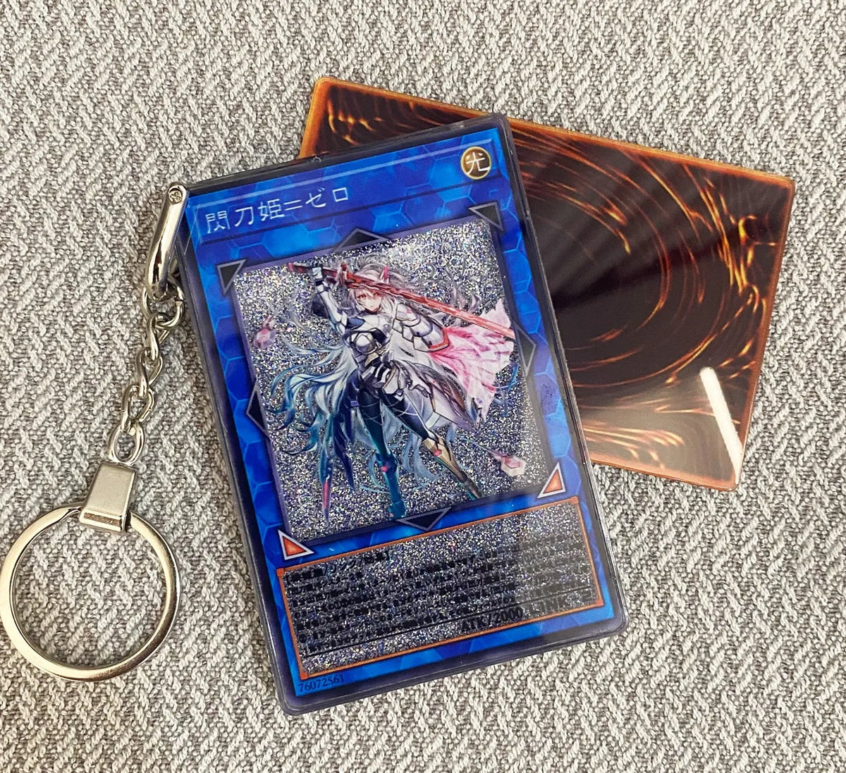 Hot Yu-Gi-Oh! Stardust Dragon Blue-Eyes White Dragon Mind Crush Sand Keychain Glitter Flow Motion Card Holder Collectible Gift Quake sku6