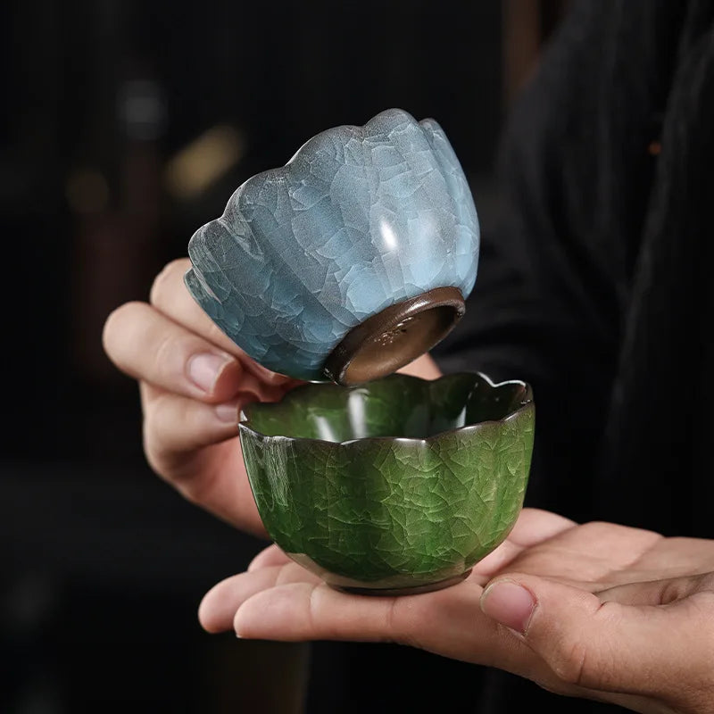 Multi-color Ice Crack Master Tea Cup Floral Rim Kung Fu Teacup Handmade Ceramic Tasting Cup for Tea Room and Entertainment Quake