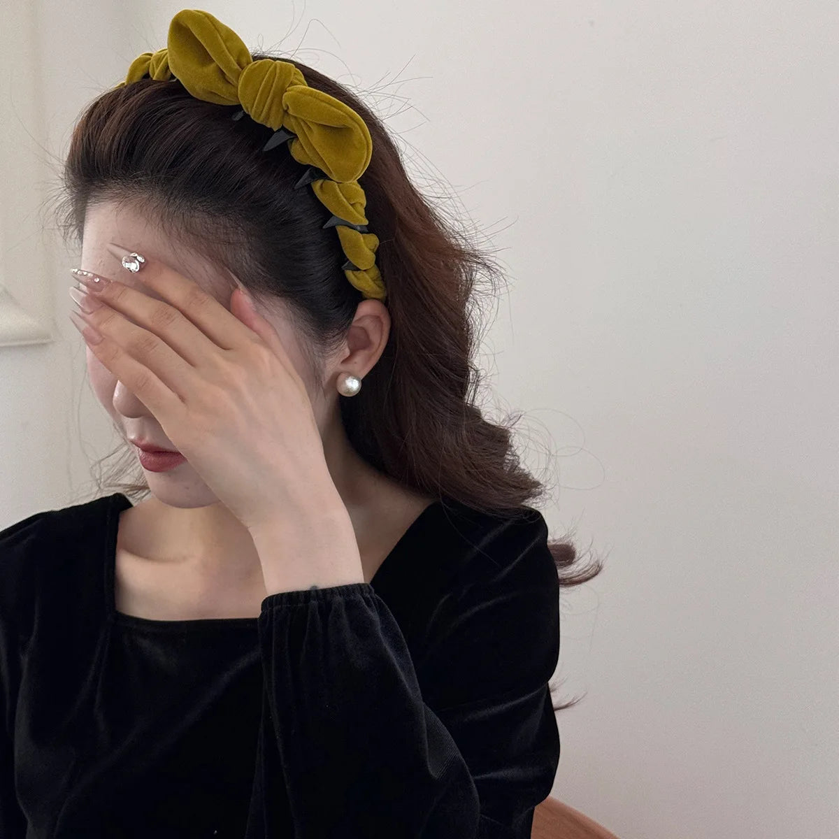 Velvet Bowknot Headbands Red Retro Elegant Hair Hoop Women Girls Hair Bands Korean Fashion New Year Hair Styling Accessories Quake