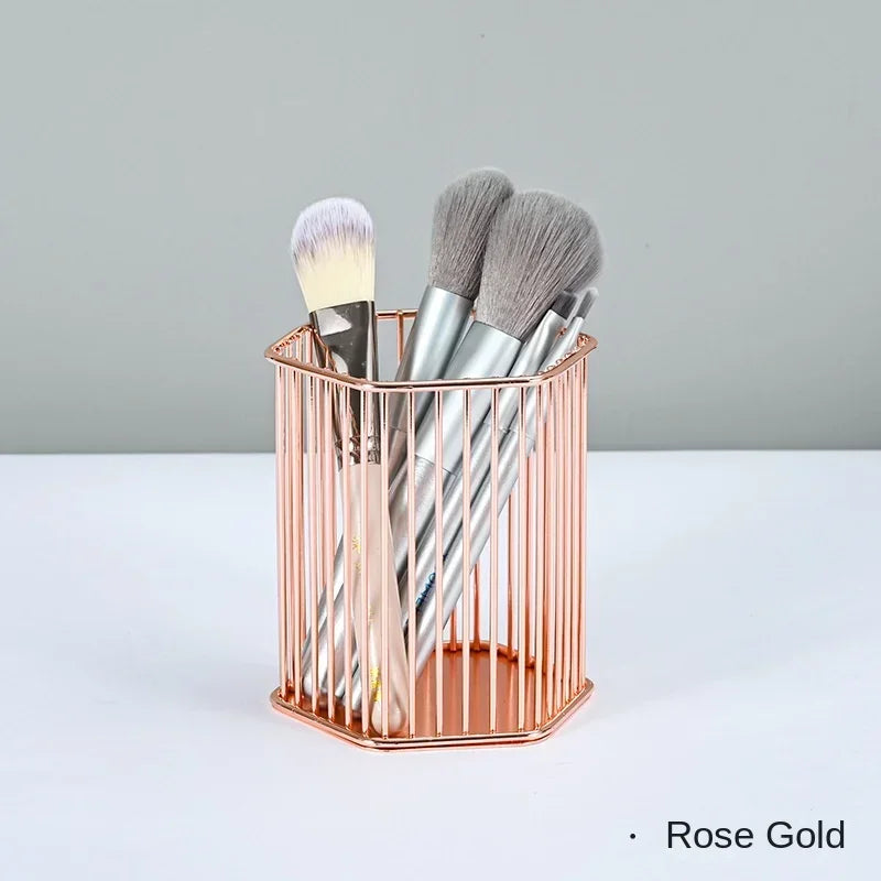 Nordic Metal Wrought Iron Storage Finishing Basket Stationery Makeup Brush Storage Bucket Multi-function Quake No.8 No Brush