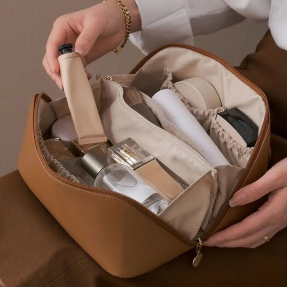 Portable Large Capacity Makeup Travel Cosmetic Bag Organizer with Brushes Slots Dividers Multifunction Storage Case Quake