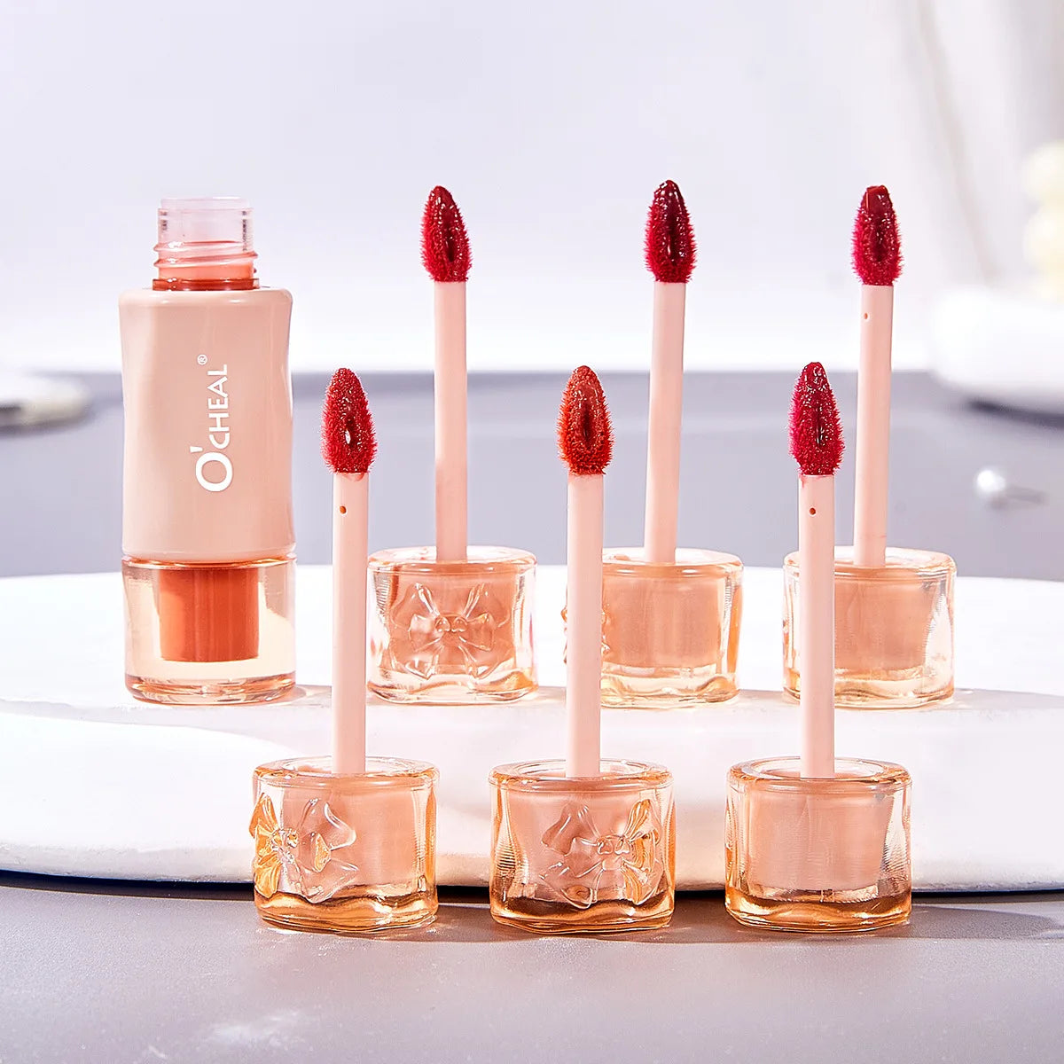 OCHEAL Cross Border Velvet Mirror Matte Lip Gloss Lipstick Moisturizes and Nourishes not easy to stick to cup white lip gloss Quake