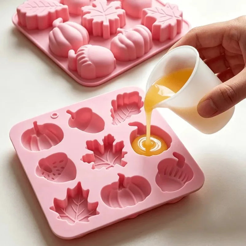 1PC Silicone Mold DIY Baking Maple Leaf Hazelnut Pumpkin Shape Mould Christmas Halloween Series for Handmade Dessert Making Quake