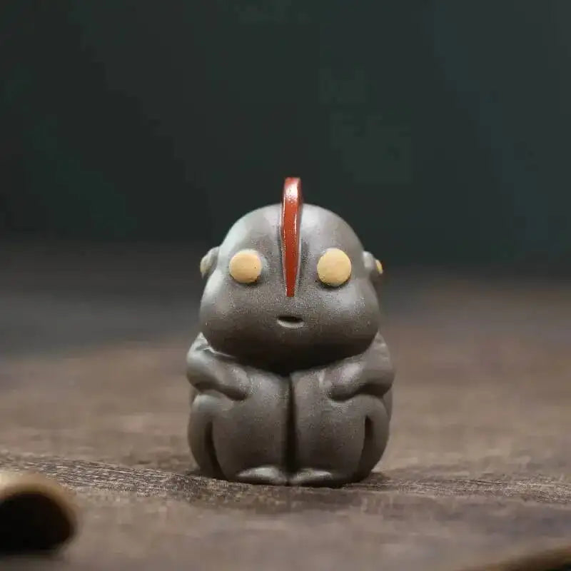 Zisha Tea Pet Aotuman Anime Figurine Hand-painted Creative Tea Play Tea Table Accessories Sculpture Чаепитие Quake Style Three