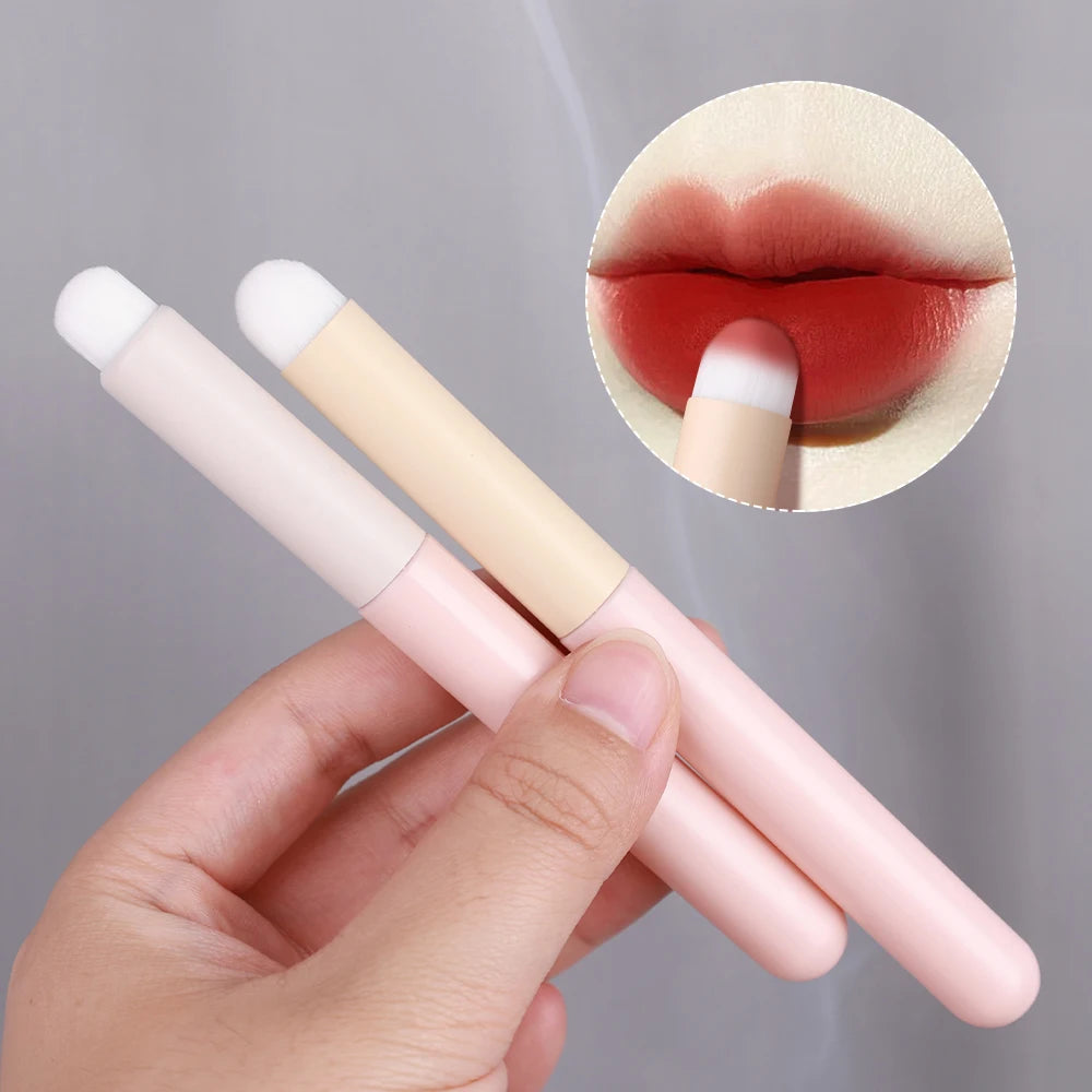 Sponge Concealer Makeup Brushes Lipstick Lip Brush Soft Makeup Powder Puff Wet Dry Use Face Contouring Blending Makeup Brushes Quake
