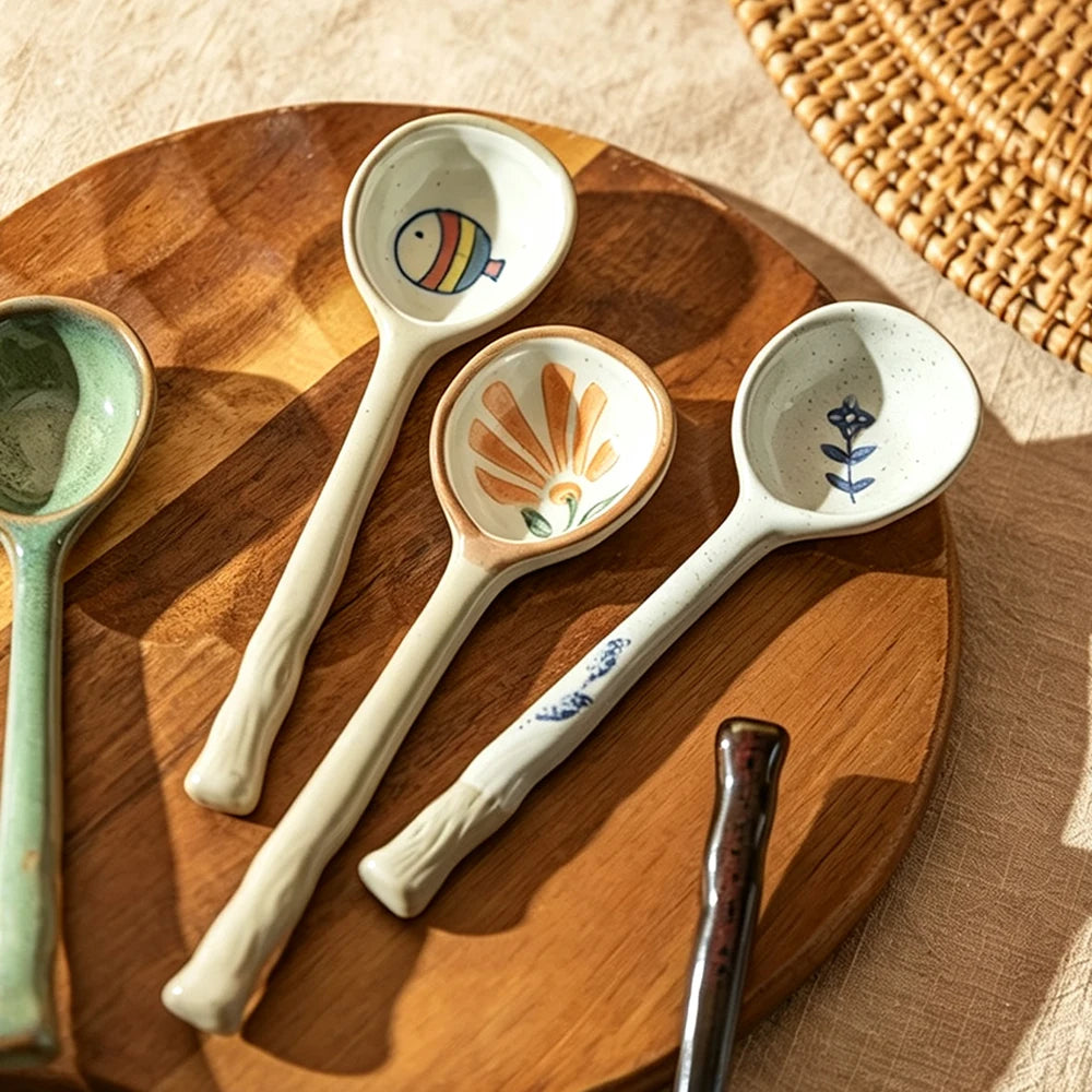 YWDL Japanese‑Style Ceramic Soup Spoon Long Handle Table Spoon Household Rice Porridge Eating Spoon Kitchen Tableware Quake