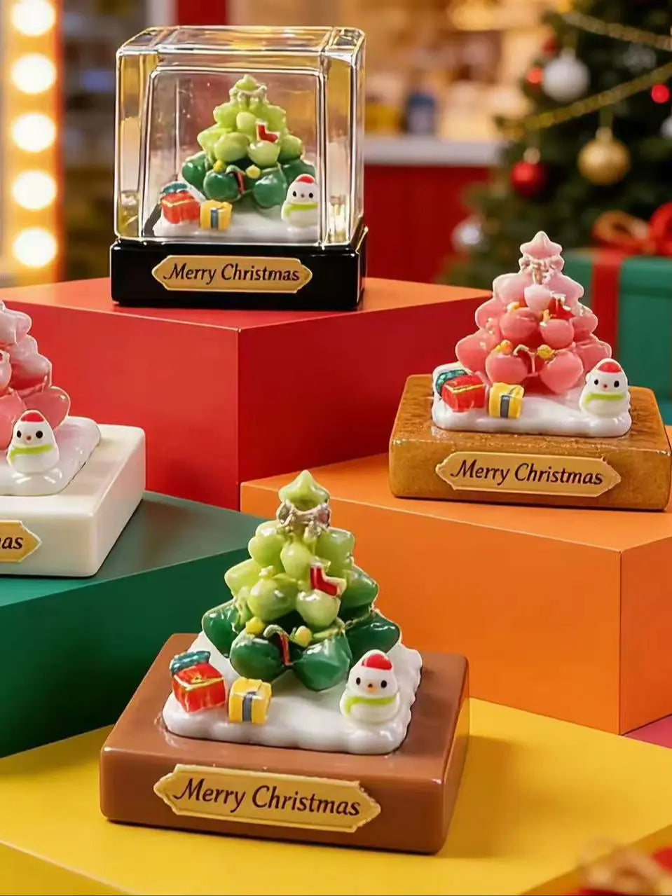 2Pcs Kawaii Christmas Set Box Miniature Figurines Resin DIY Crafts Statue Fairy Garden Accessory Desktop Ornament For Home Decor Quake