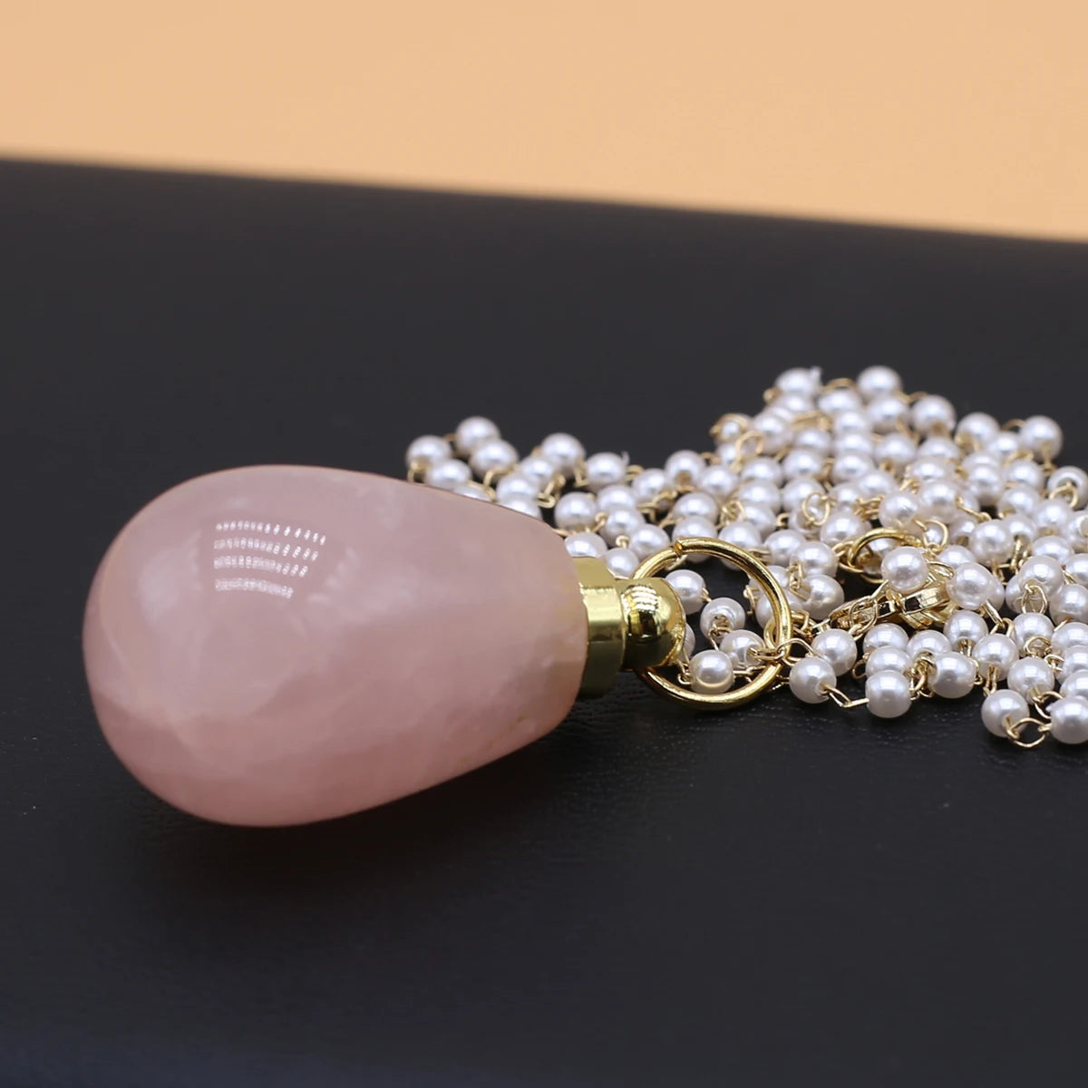Spring Sweater Chain Perfume Bottle Necklace Pendant Natural Rose Quartz Bottle For Women Christmas Halloween Gift Chain 80cm Quake