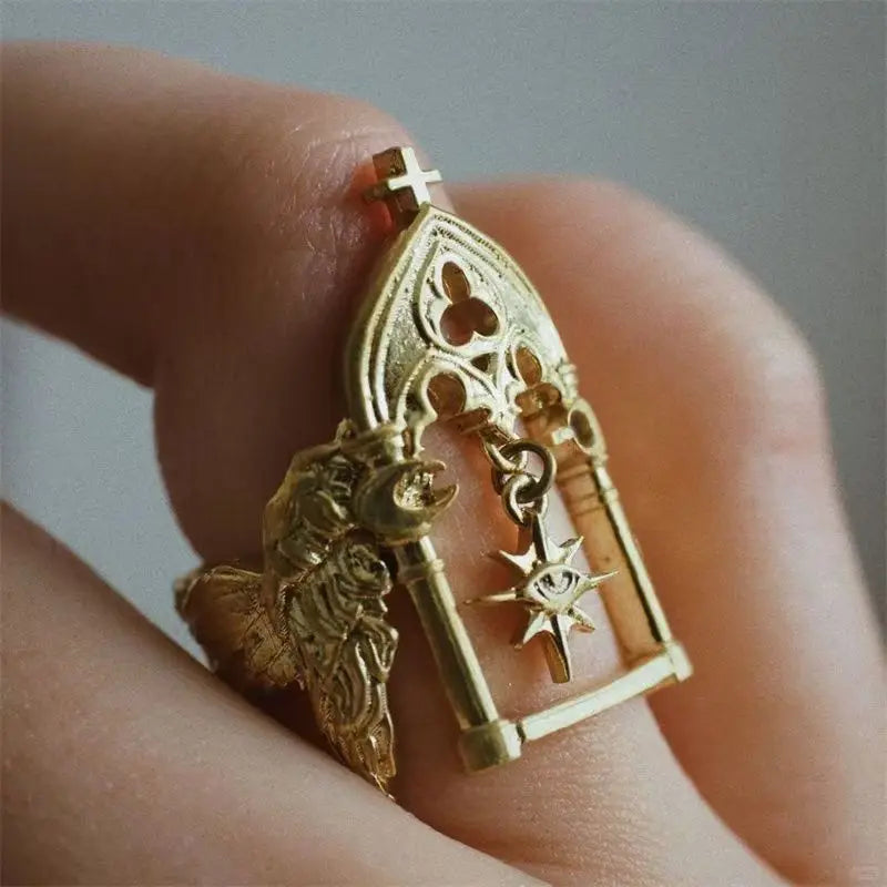 Middle Ancient Style Castle Octagonal Star Ring with Unique Design Sense Open Mouth Art Retro Index Finger Ring Quake gold