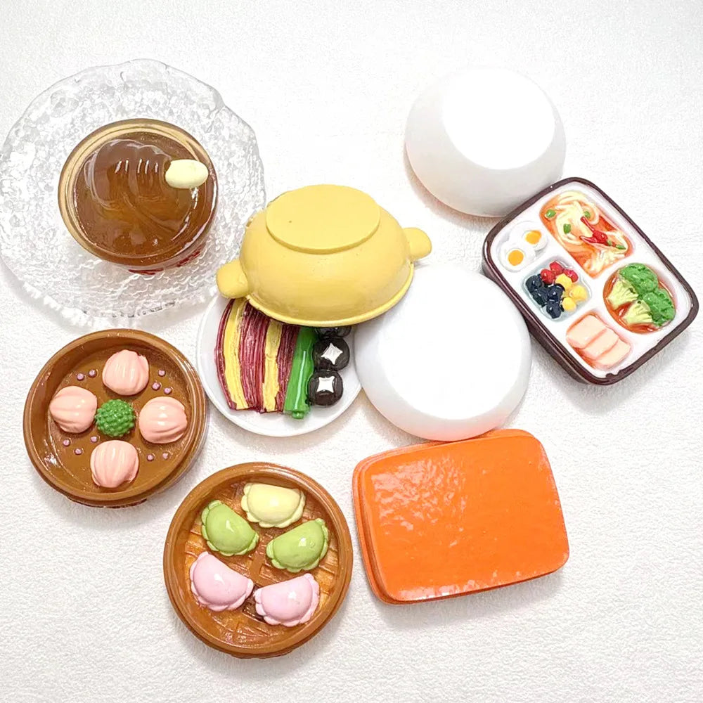 5Pcs Large Miniature Sweet Cake Dessert Noodle Resin Cabochon Fake Food for Decor Making Accessories DIY Dollhouse Kichen Play Quake