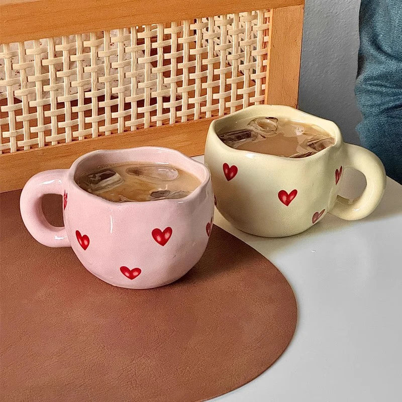 YWDL 1pcs Hand Painted Love Mug Creative Heart Water Cup Ceramic Milk Mug With Handle Valentine's Day Gift Quake