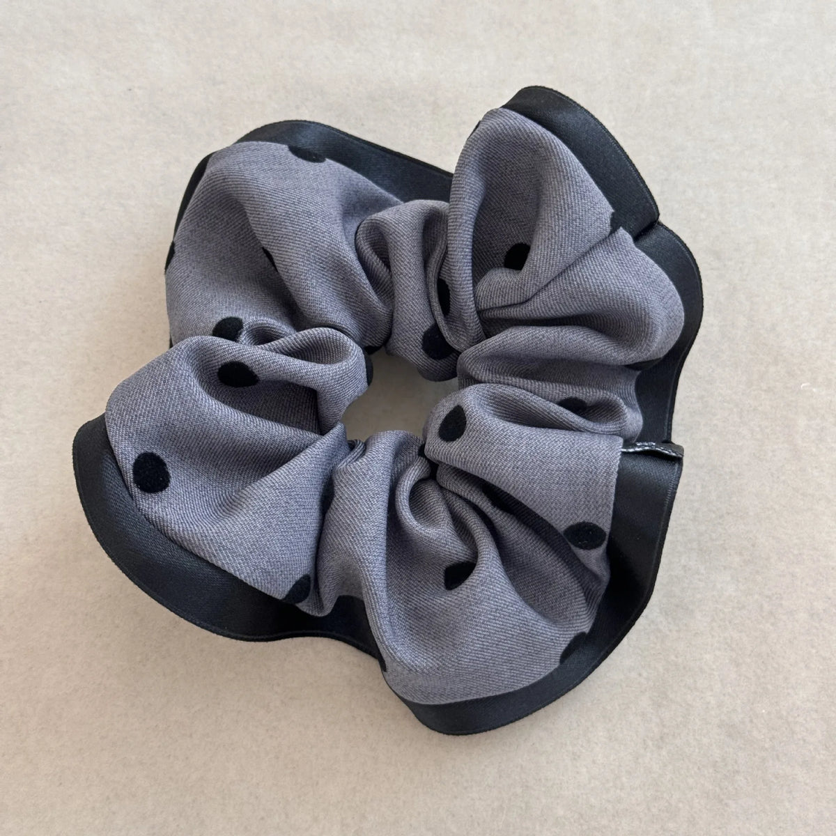 Women Scrunchies Polka Dot Elegant Ruffle Hair Ties Girls Ponytail Holder Elastic Rubber Bands Hair Style Accessories Headwear Quake gray bd