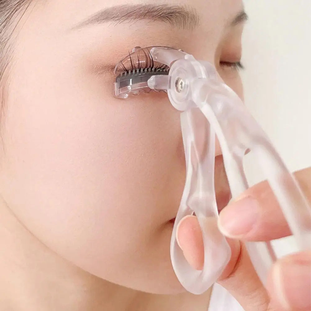 PRETTY Wide Angle Eyelash Curler Borderless Lash Lifting Tool with Built In Comb for Separated Defined Curled Lashes Quake