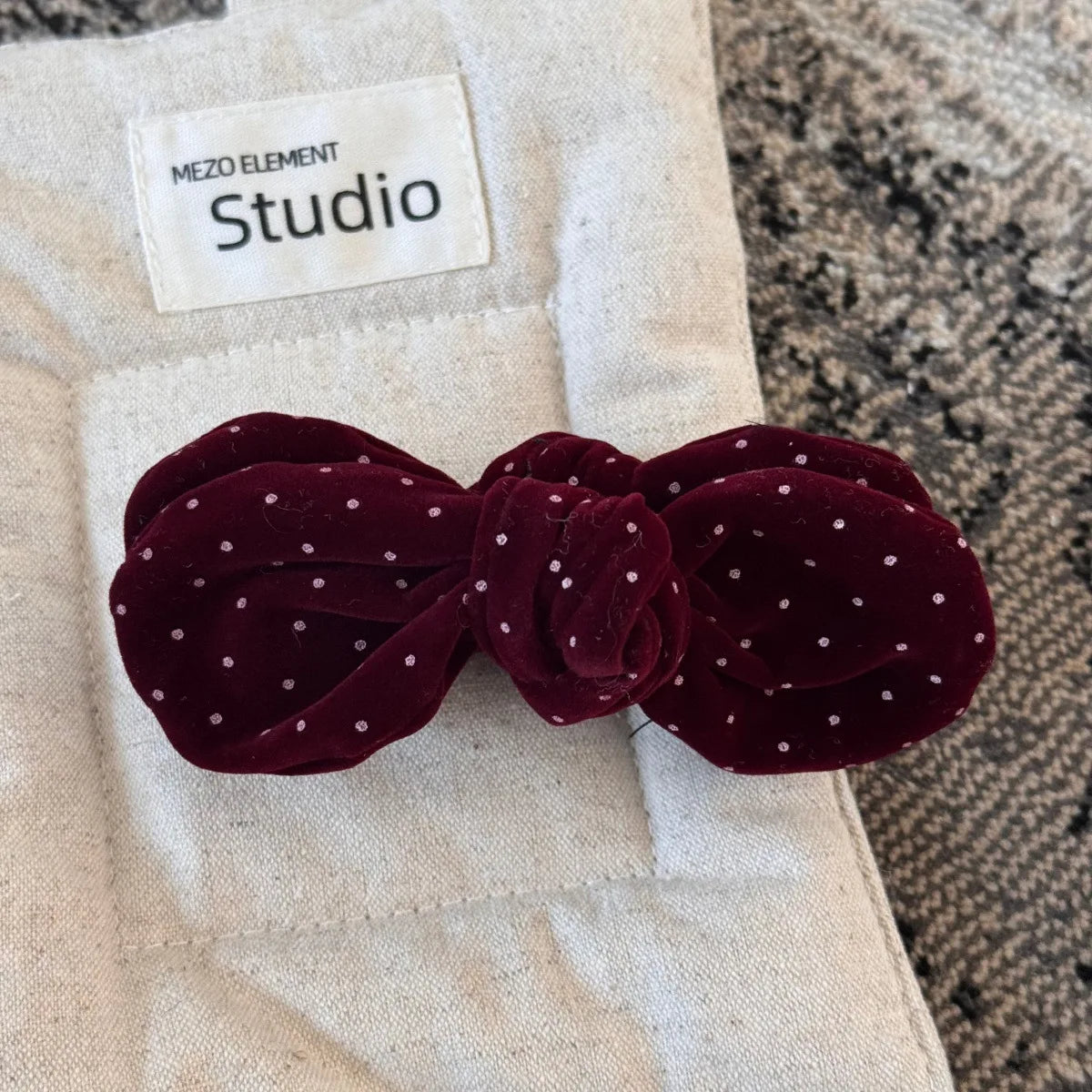Velvet Polka Dot Bow Hair Clip Elegant Temperament Starry Sky Hair Clip Autumn and Winter Banana Clip Hair Styling Accessories Quake red