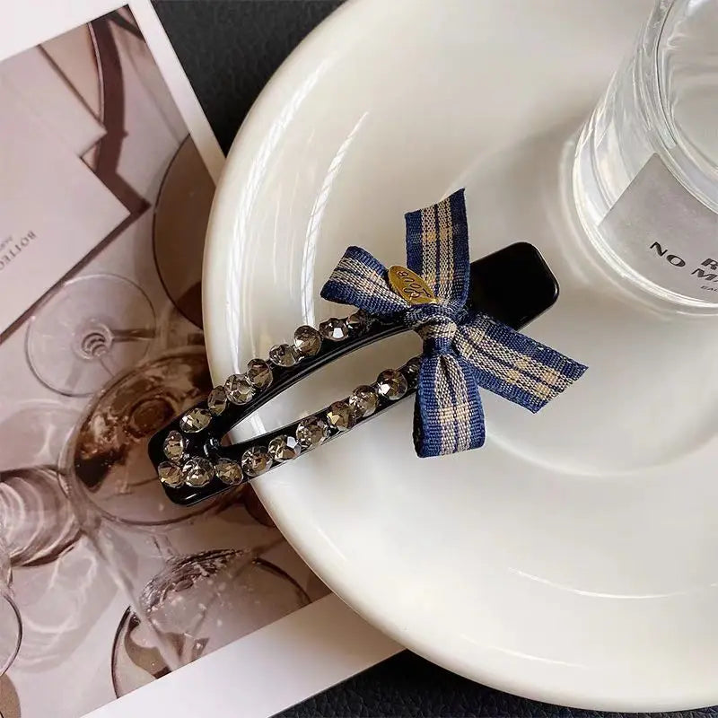 Korean Hollow BB Clip Simple Exquisite Ribbon Bow Rhinestone Duckbill Clip Temperament Bangs Side Clip Women Hair Accessories Quake Black