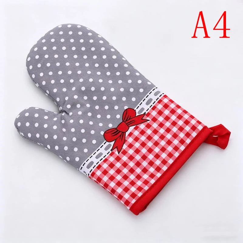 1Pcs Thickened Plaid Microwave Oven Gloves Heat Resistant Anti-scald Insulation Gloves Kitchen Baking Tools Quake A4