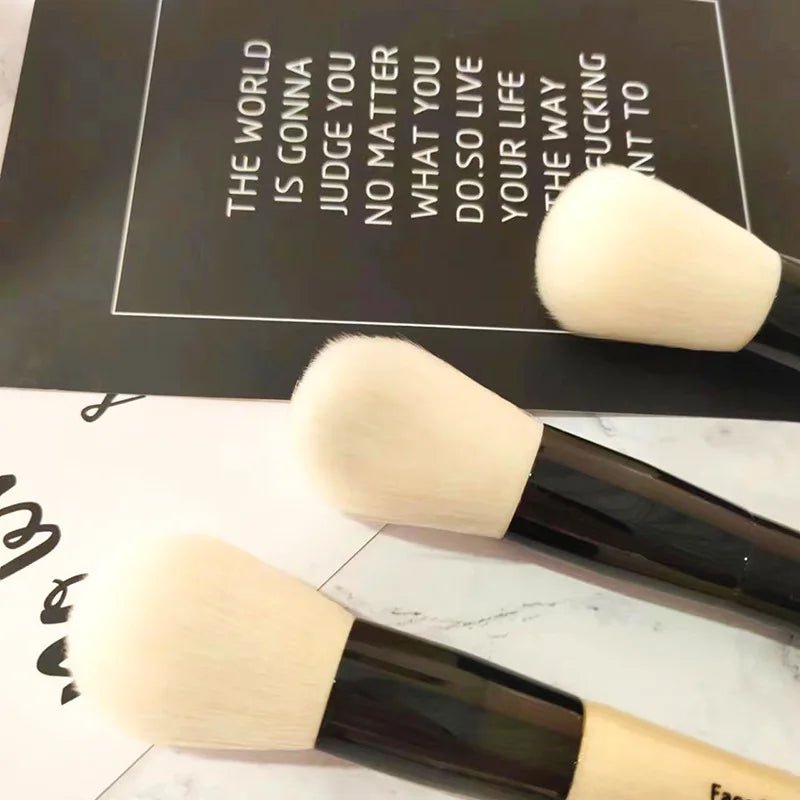 Professional Highlighter Brush Partial Face Powder Brush Foundation Blush Makeup Brush Portable Cosmetic Beauty Tools Quake