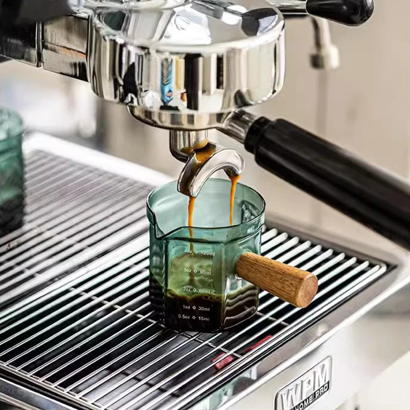 YWDL 120ml Glass Espresso Measuring Cup with Wood Handle Hexagon Milk Jug Coffee Supplies Sauce Cup Serving Pitcher Quake